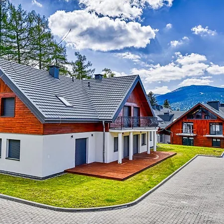 & Sky By Royal Aparts Daire *