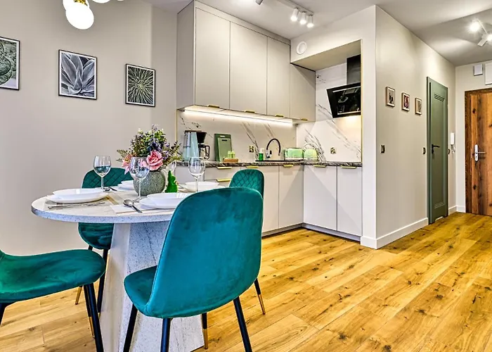 Apartament & Sky By Royal Aparts *